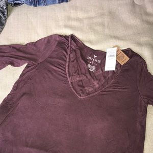 Long sleeve American Eagle shirt